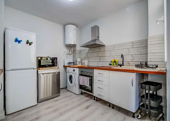 Apartamento Renovado, Tu Escapada De Vacaciones Ideal